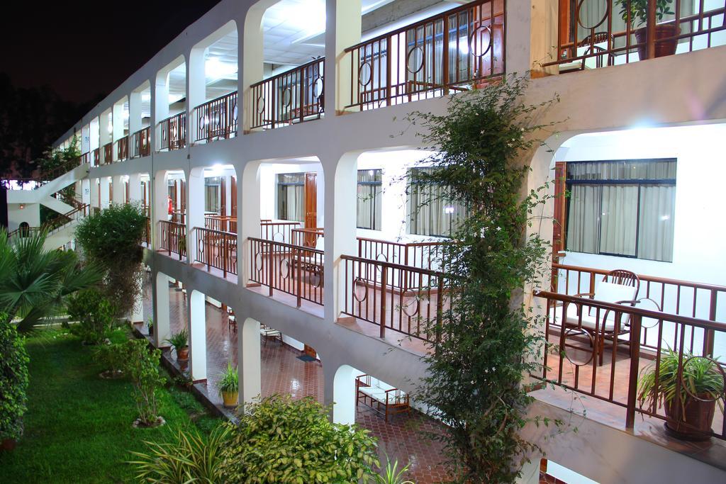 Hotel Villa De Valverde Ica Exterior foto